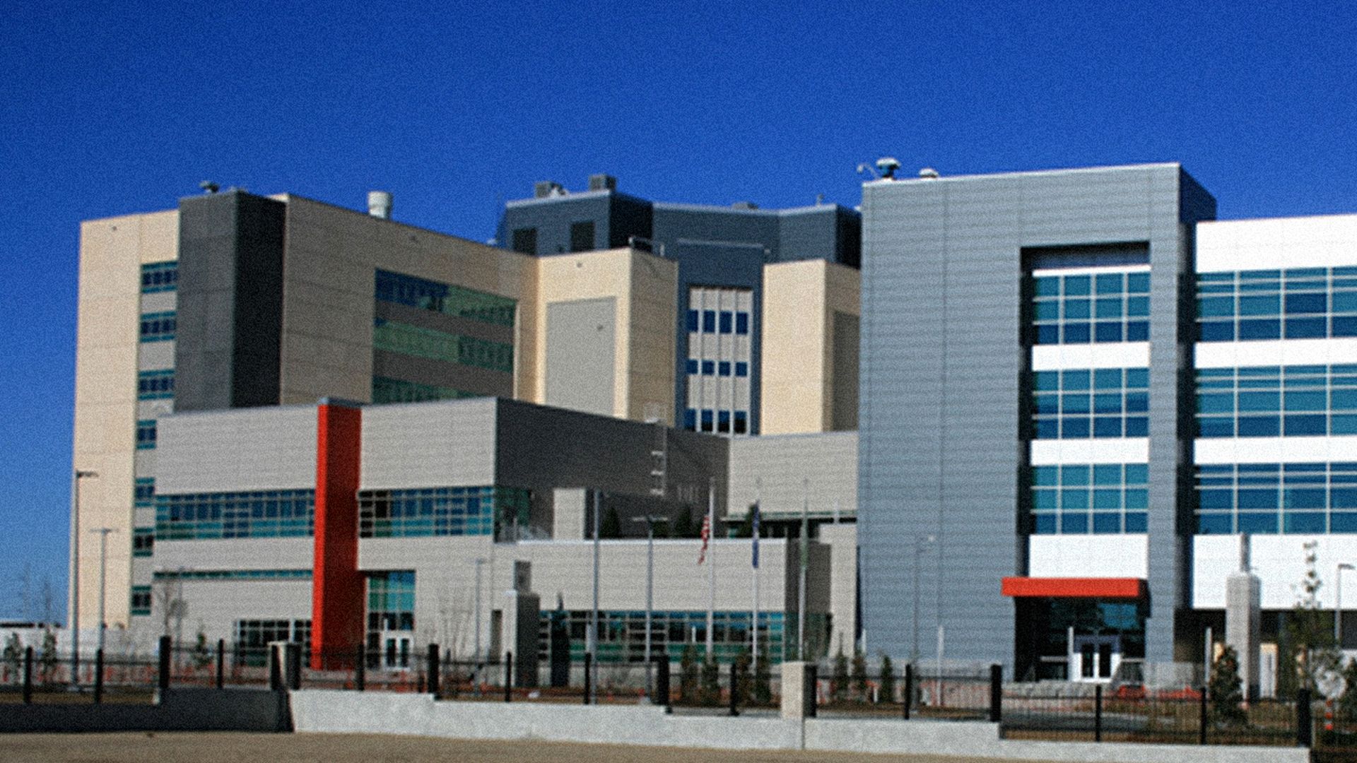 A picture of the Orleans Justice Center.