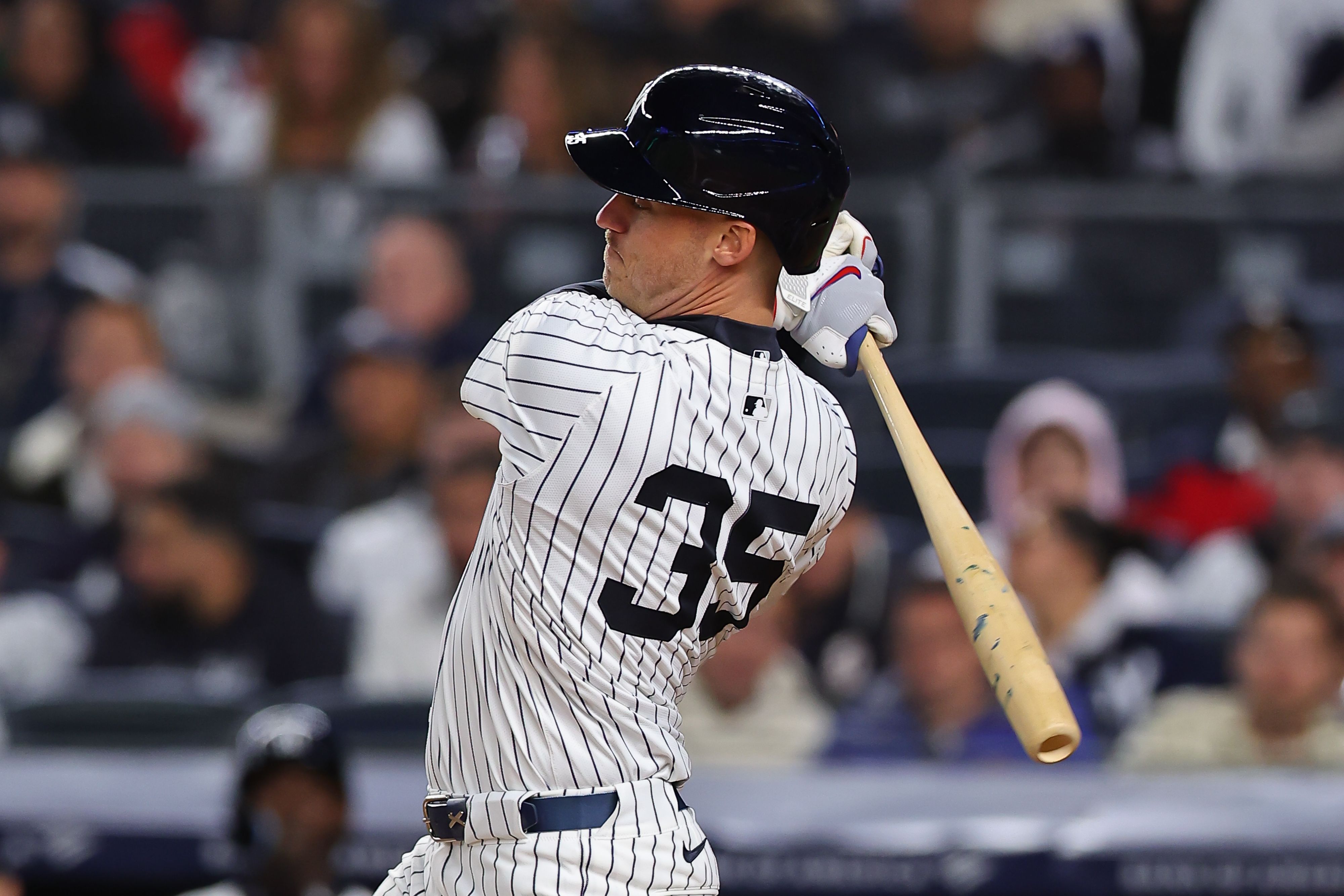 BRONX, NY - APRIL 01: Cody Bellinger #35 of the New York Yankees at bat using a Torpedo bat during the game against the Arizona Diamondbacks on April 1, 2025 at Yankee Stadium in the Bronx, New York. (Photo by Rich Graessle/Icon Sportswire via Getty Images)