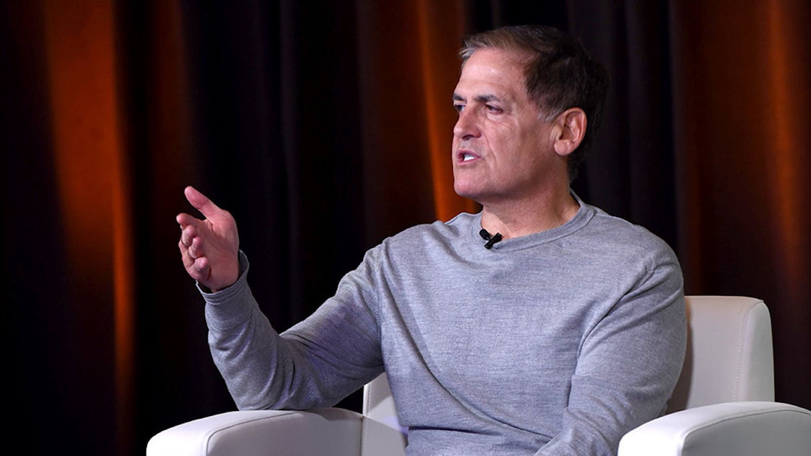 Mark Cuban Blasts 2-party Political System That Boosts "extreme Views"