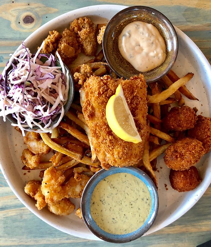 the-waterman-fried-seafood-platter-charlotte
