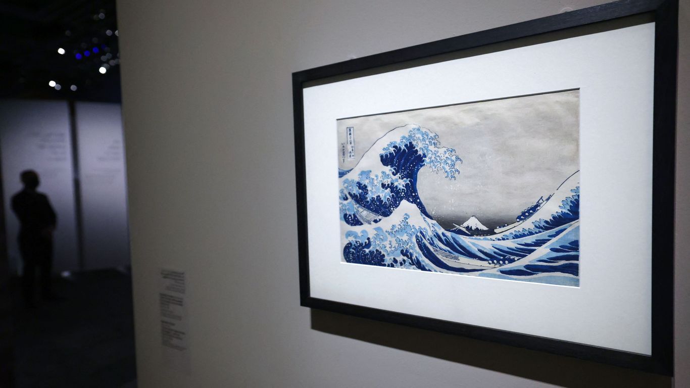 Hokusai in, Bowling out, at the MFA Axios Boston