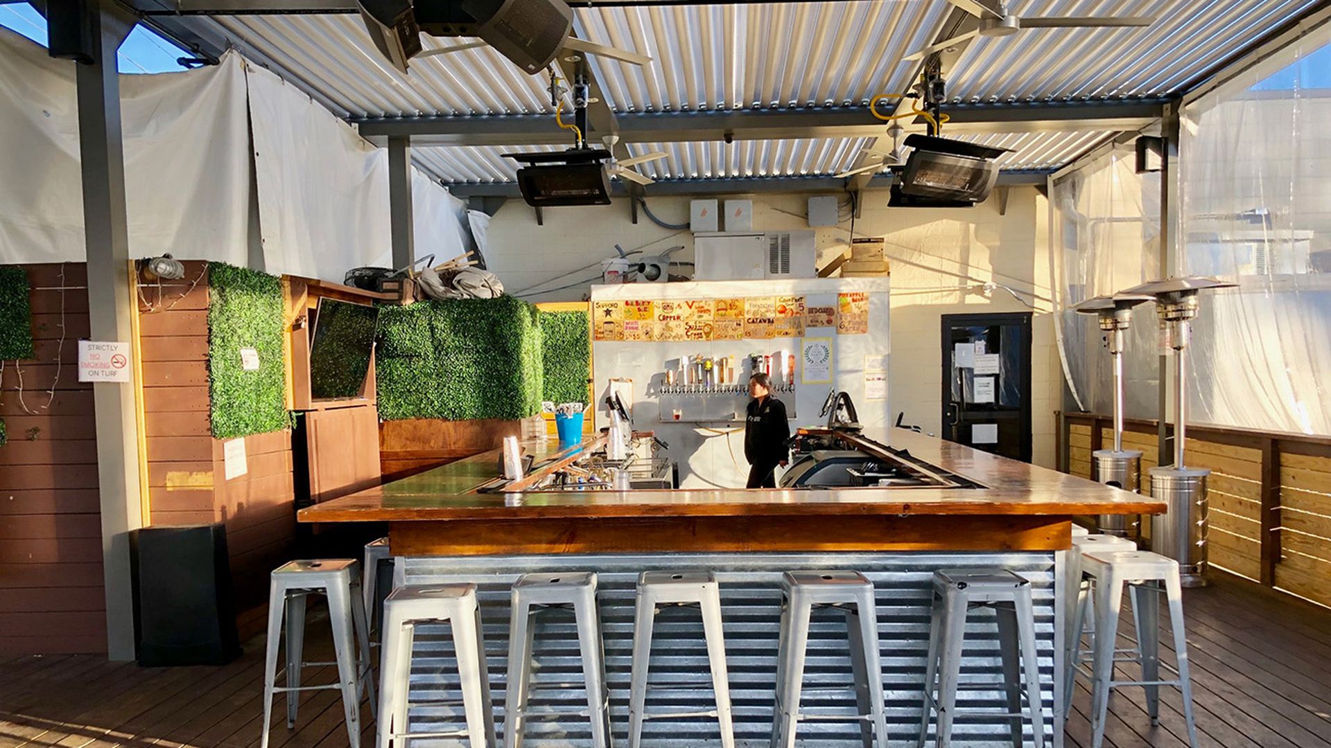 seoul-food-meat-co-south-end-back-patio