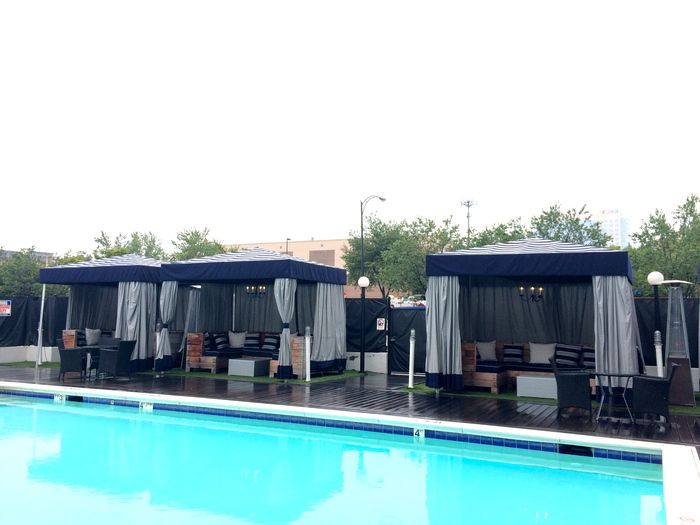 Sheraton Charlotte cabanas