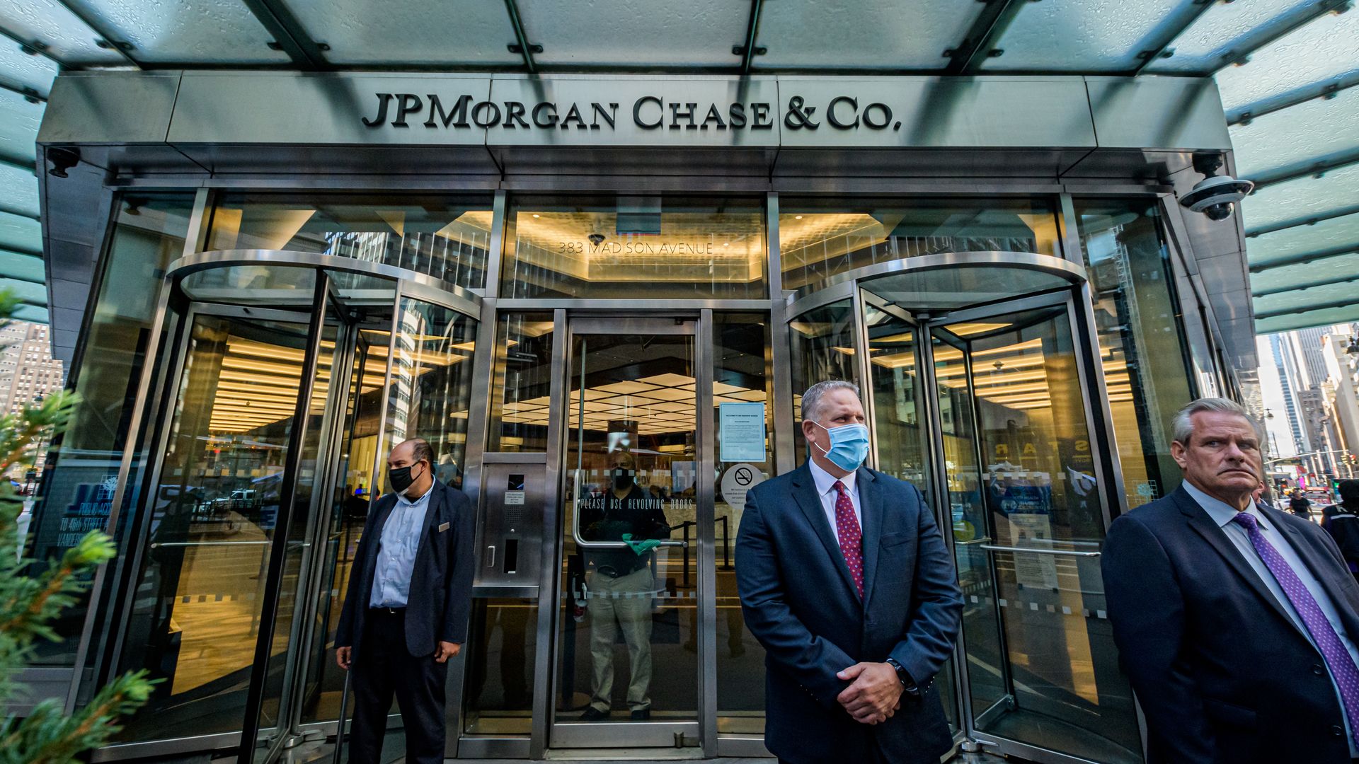 JPMorgan becomes first major Wall Street bank to project economy will ...