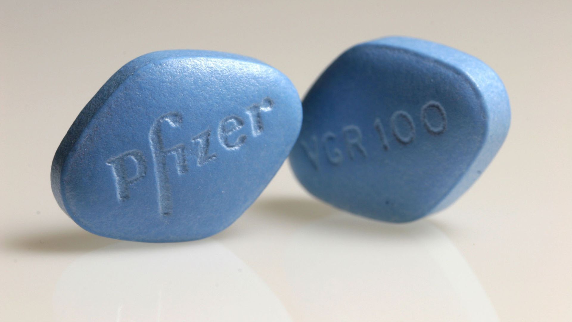 what color is a viagra pill