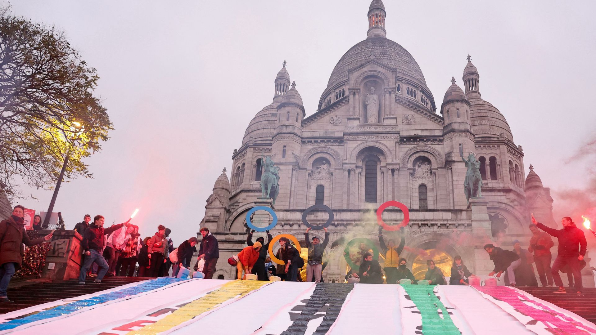 Raw Results (Aug 11, 2025): The Vision'S Path To Paris Is Paved With Destruction! - o7qtxwe
