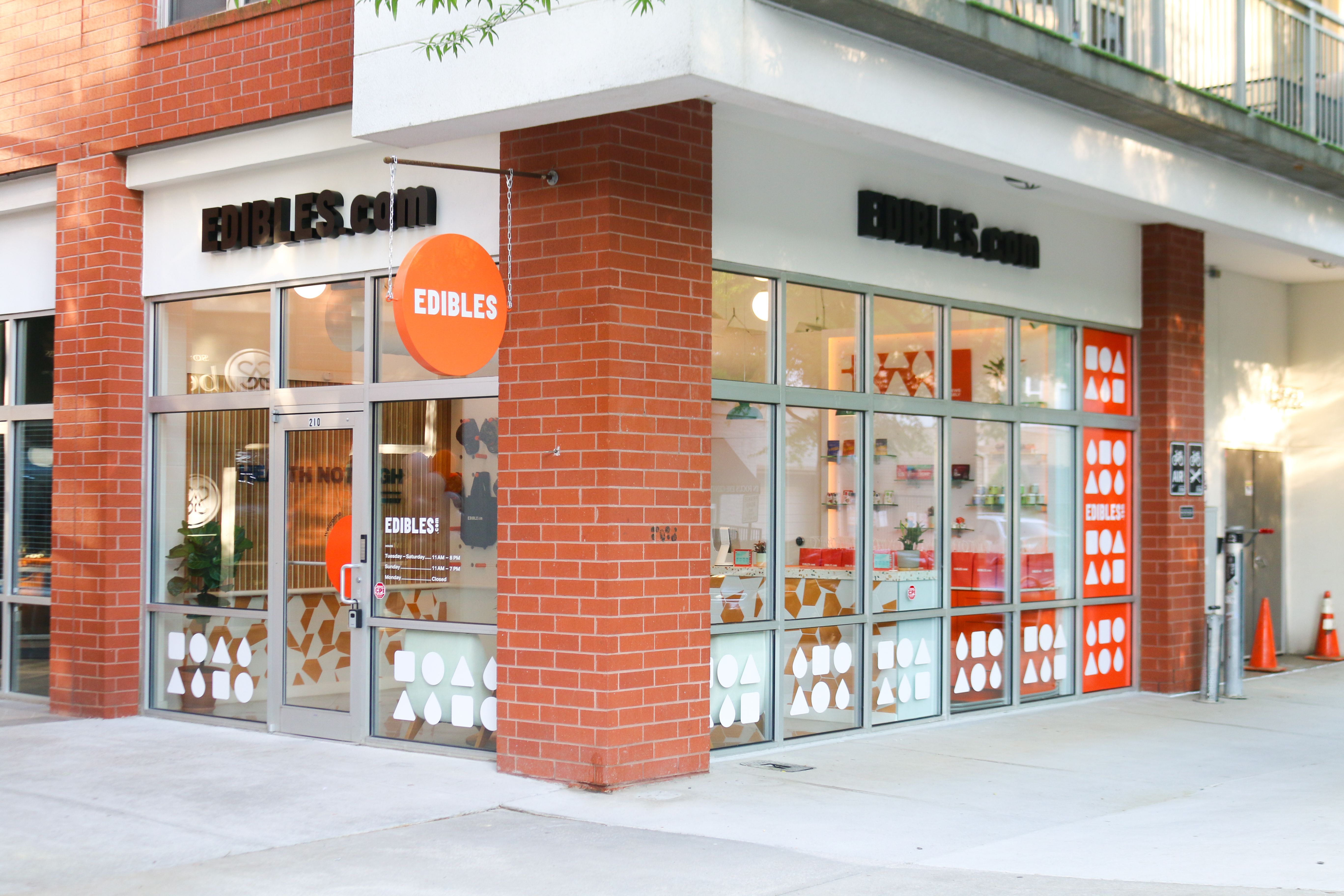 axios.com - Kristal Dixon - Edibles.com opens first store near Atlanta Beltline in Inman Park