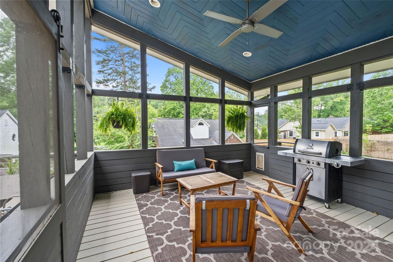 3425 Commonwealth Ave,