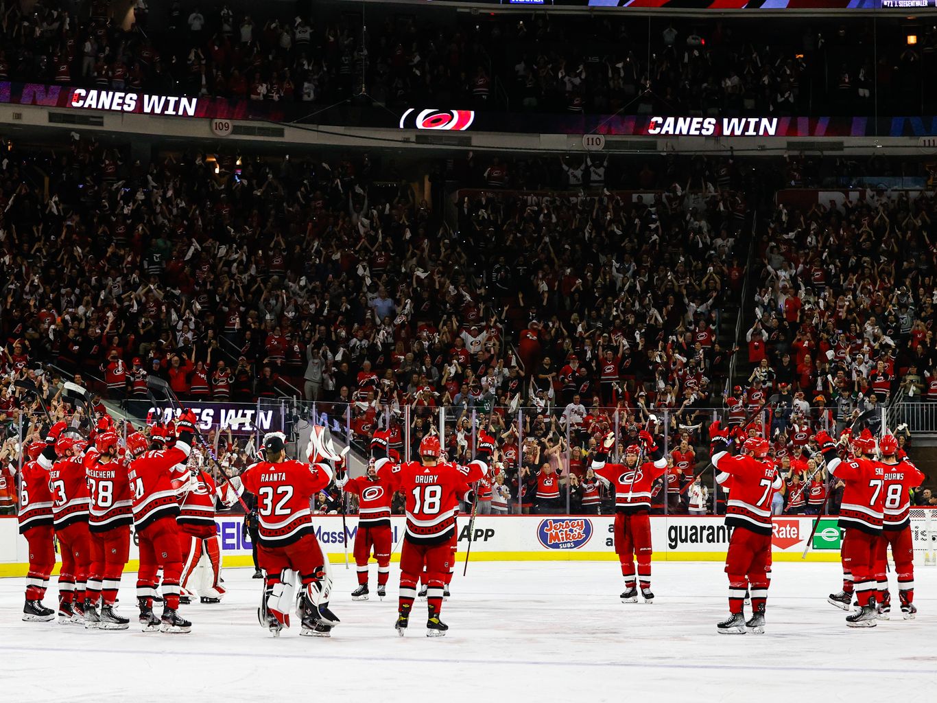 New Jersey Devils Fans Deserve Outdoor Game Next Season