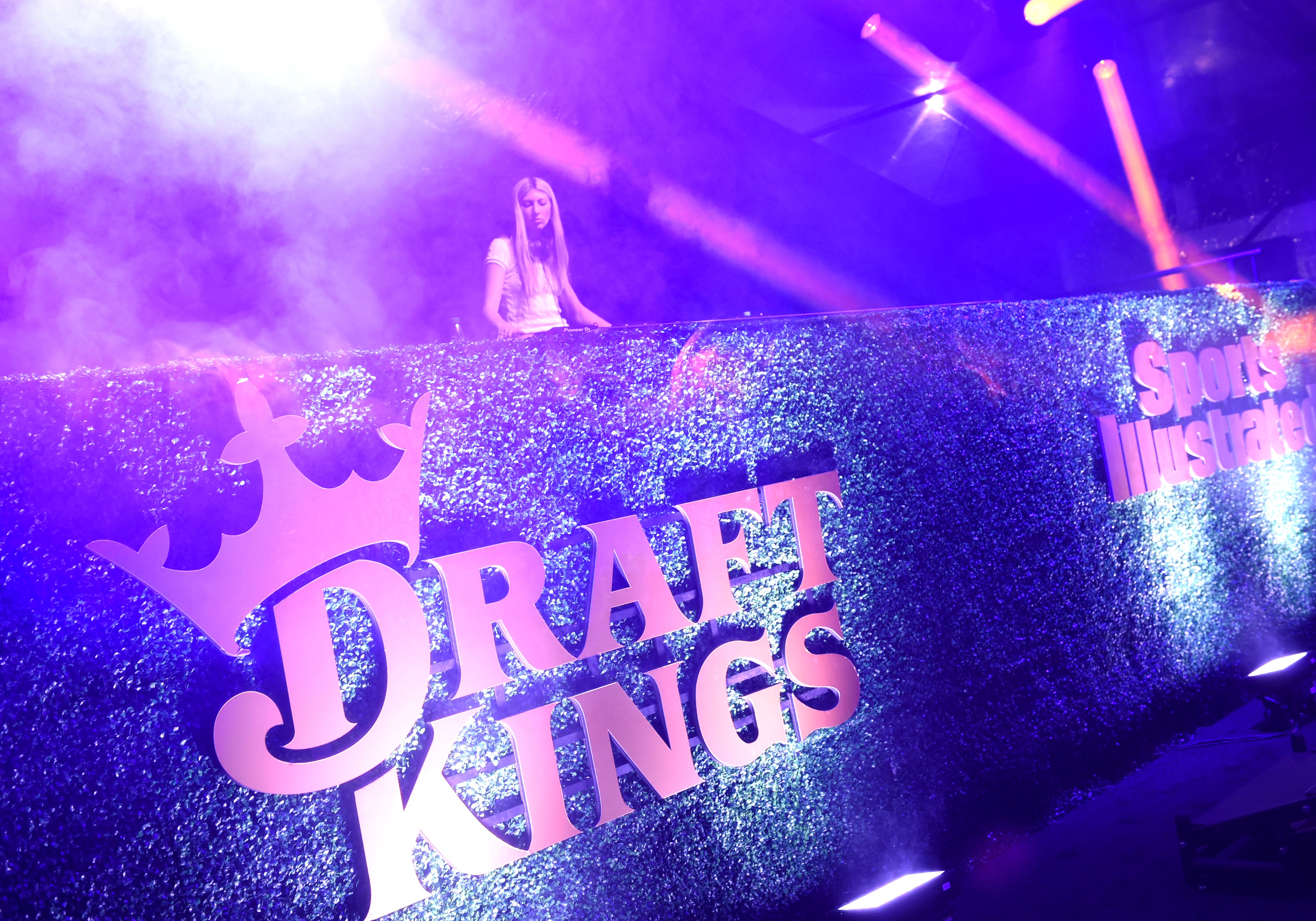 axios.com - Nathan Bomey - DraftKings launches prediction market amid fight over sports betting