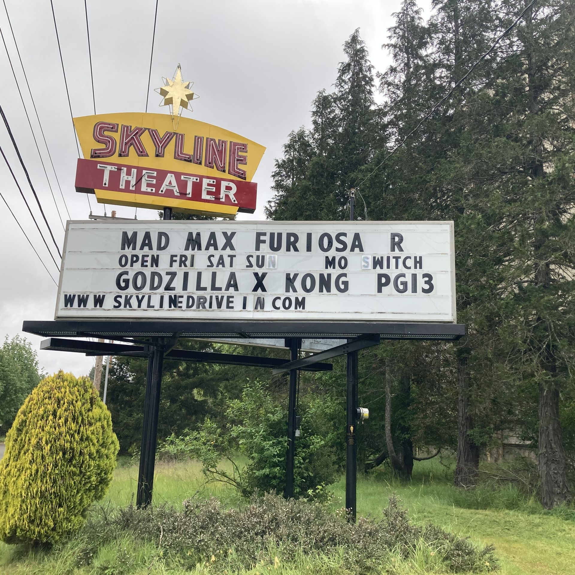 Seattle-area drive-in theaters to try this summer - Axios Seattle