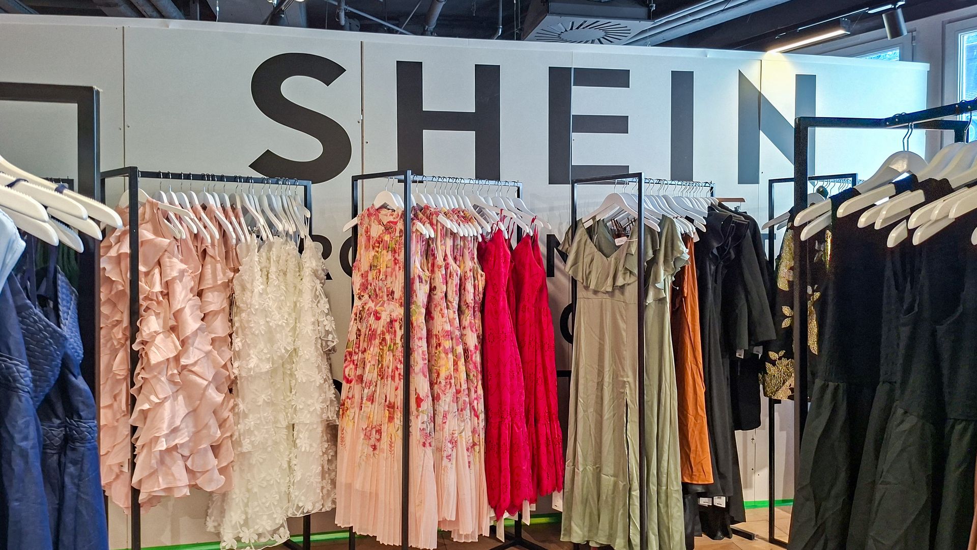 Shein store