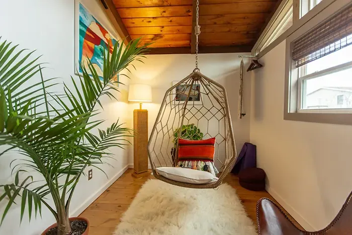 Hello Bungalow! corner