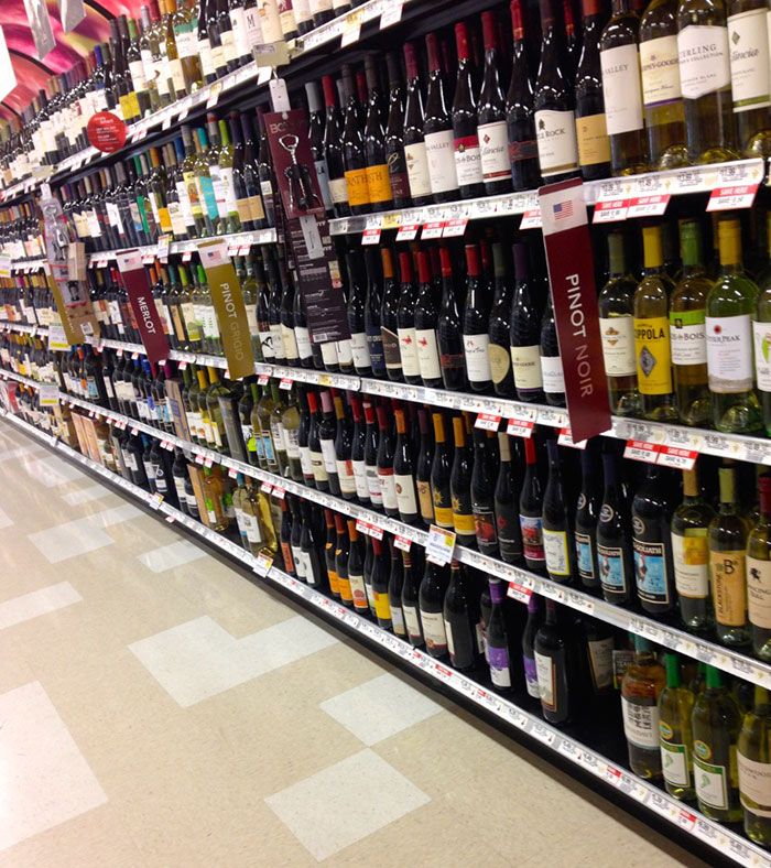 grocery store wine aisle