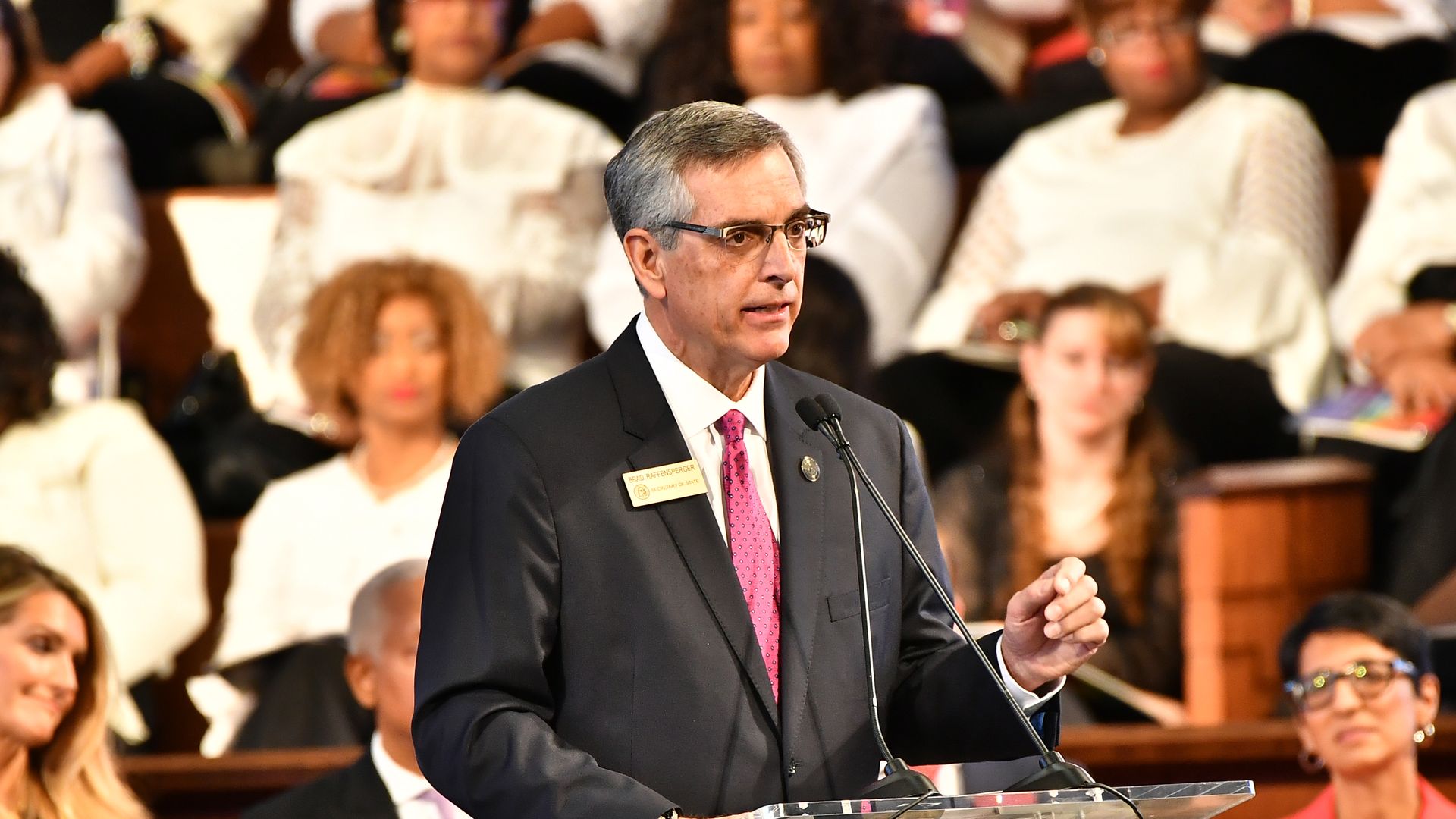  Brad Raffensperger, Georgia Secretary of State speaks onstage during 2020 Martin Luther King, Jr. Commemorative Service at Ebenezer Baptist Church