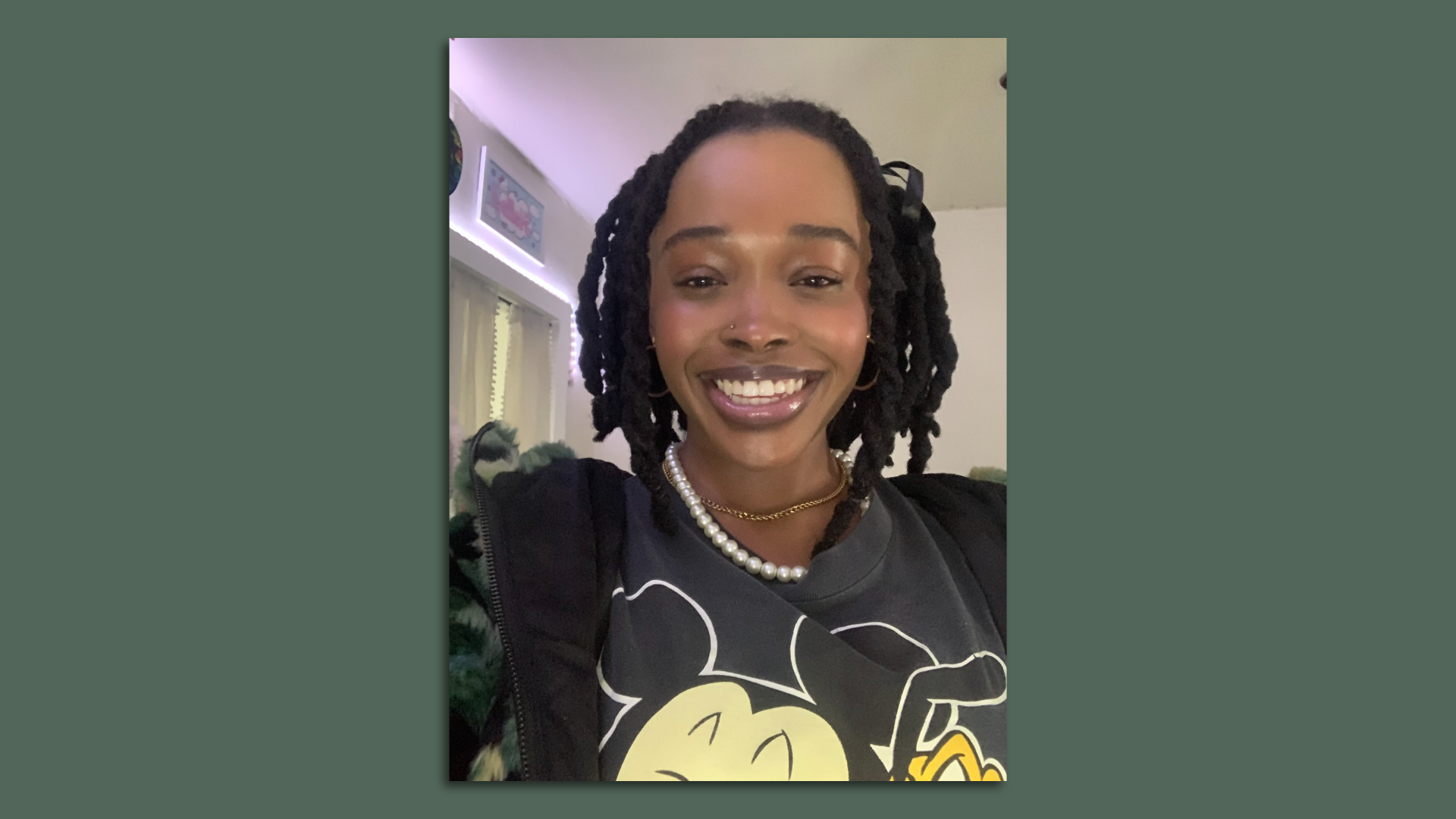 Selfie of Justice Marshall, who played a role in the Atlanta hip hop group Crime Mob's music video, "Circles."