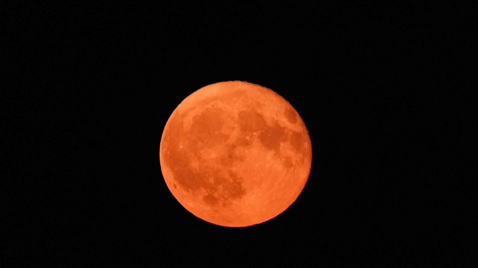 A photo of a blood moon.
