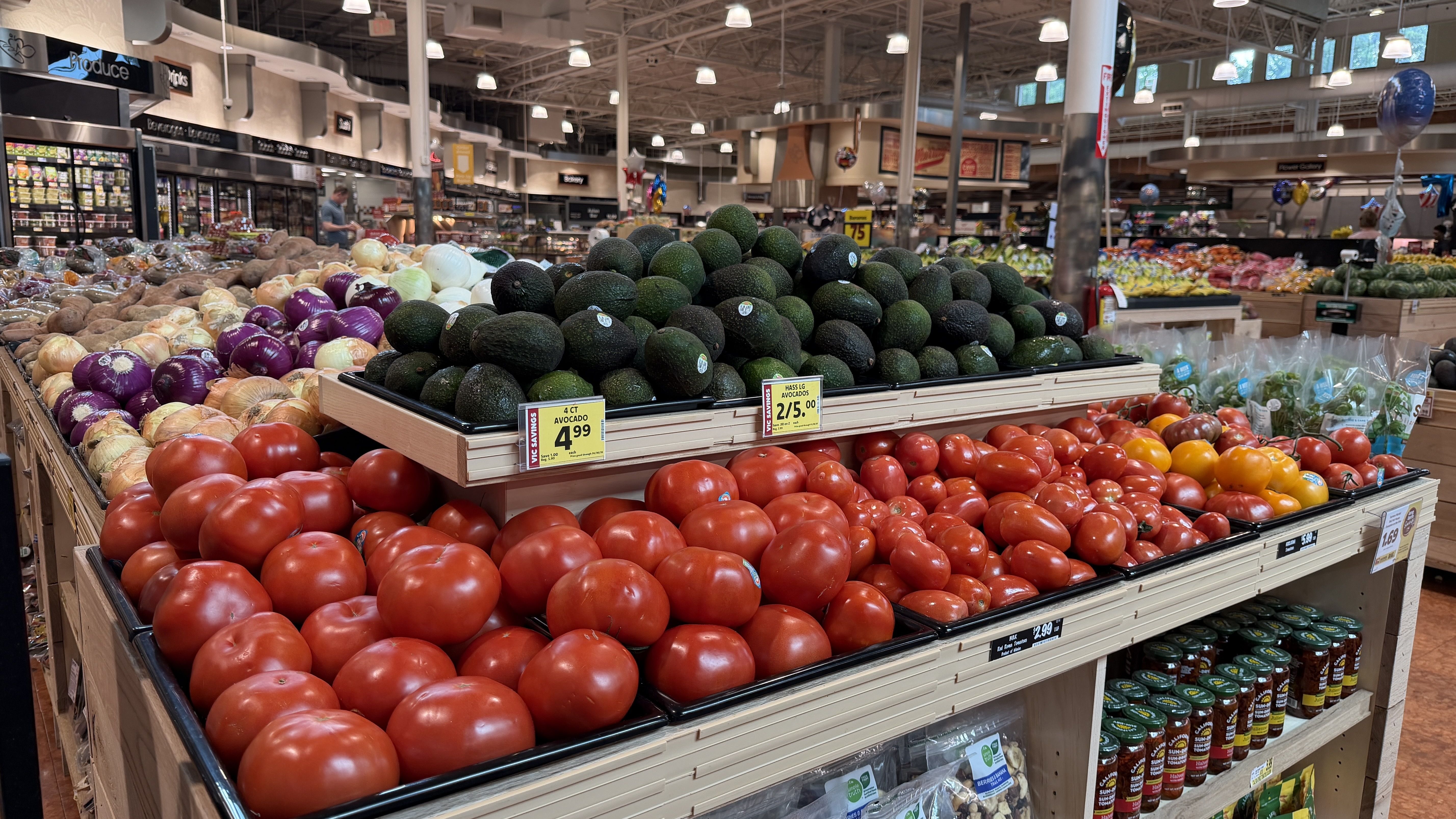 Ranked: Cheapest stores to shop for burger ingredients in Charlotte