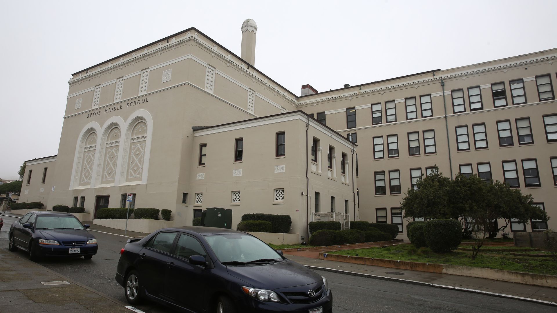 aptos middle school building