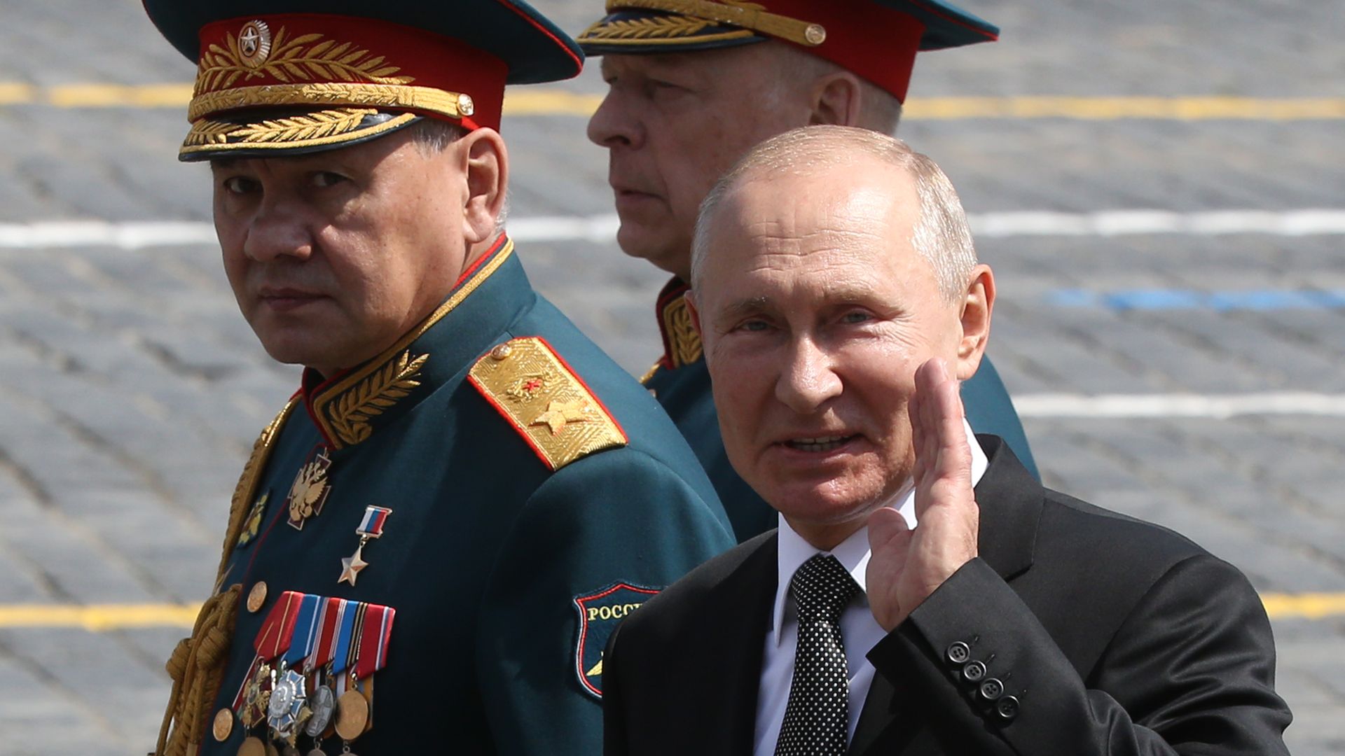 Putin with military officers
