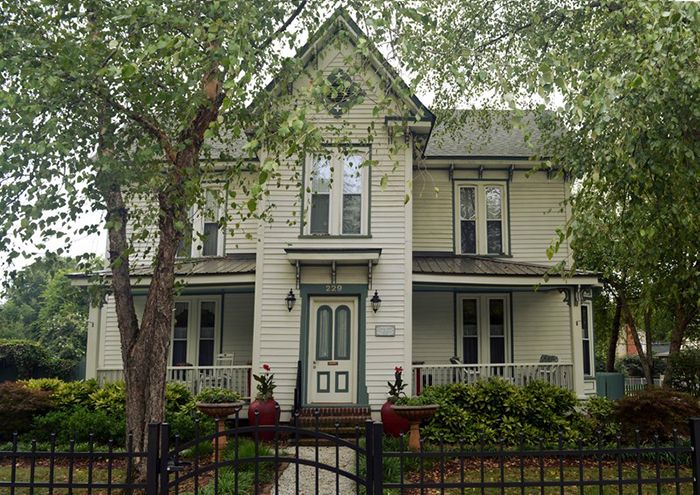 old-house-in-salisbury-nc