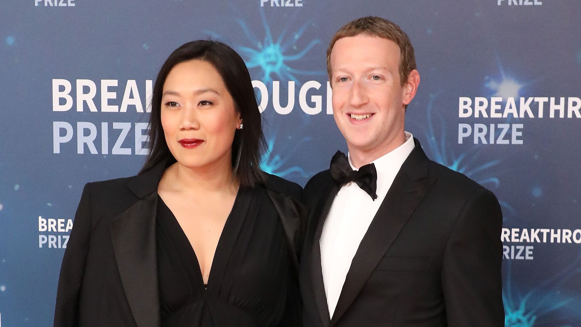 Priscilla Chan and Mark Zuckerberg attend the 2020 Breakthrough Prize Ceremony at NASA Ames Research Center on November 03, 2019 in Mountain View, California