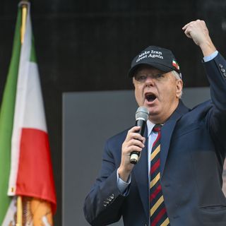 Lindsey Graham frets that Trump's advisers oppose Iran strike