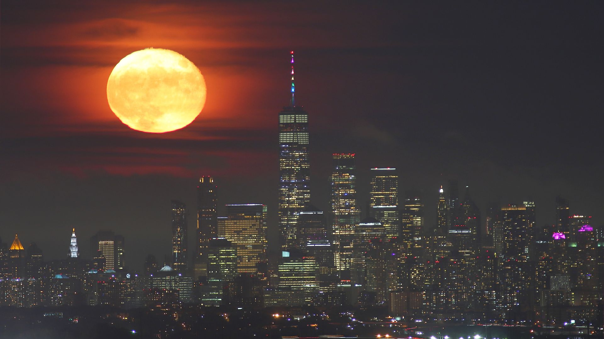 Strawberry Moon from 2021 over lower Manhattan in New York City