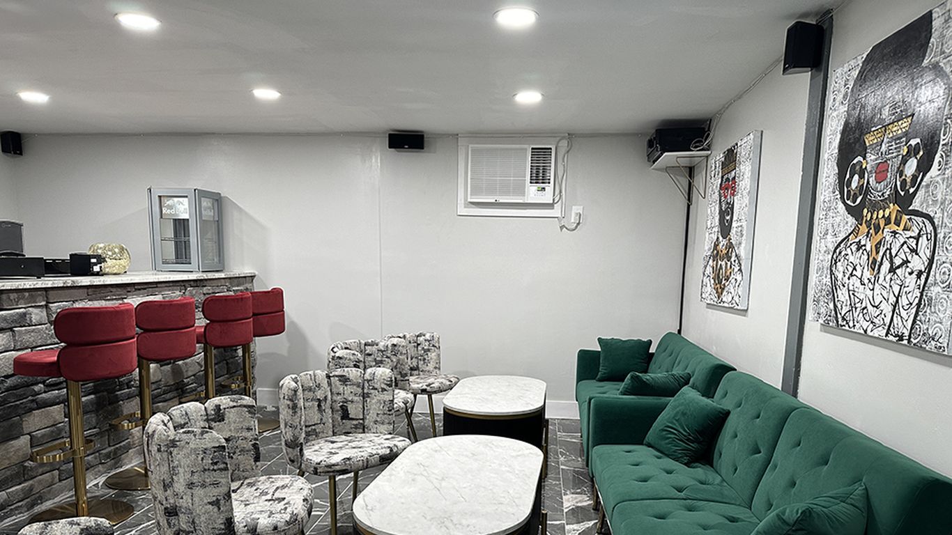 New fastcasual turkey leg restaurant called Jive Turkey Hut opens soon