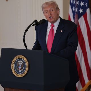 Trump signs bill ordering DOJ to release Epstein files