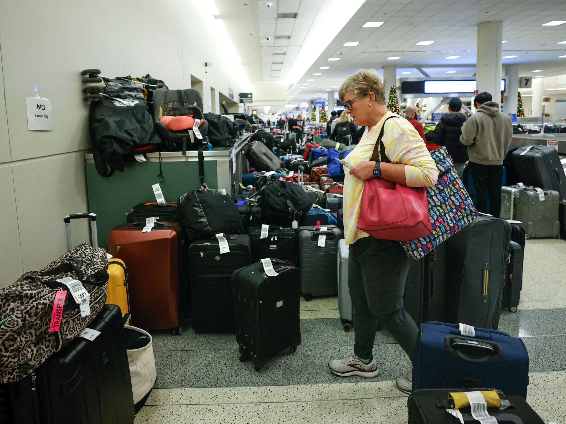 Southwest damaged online baggage