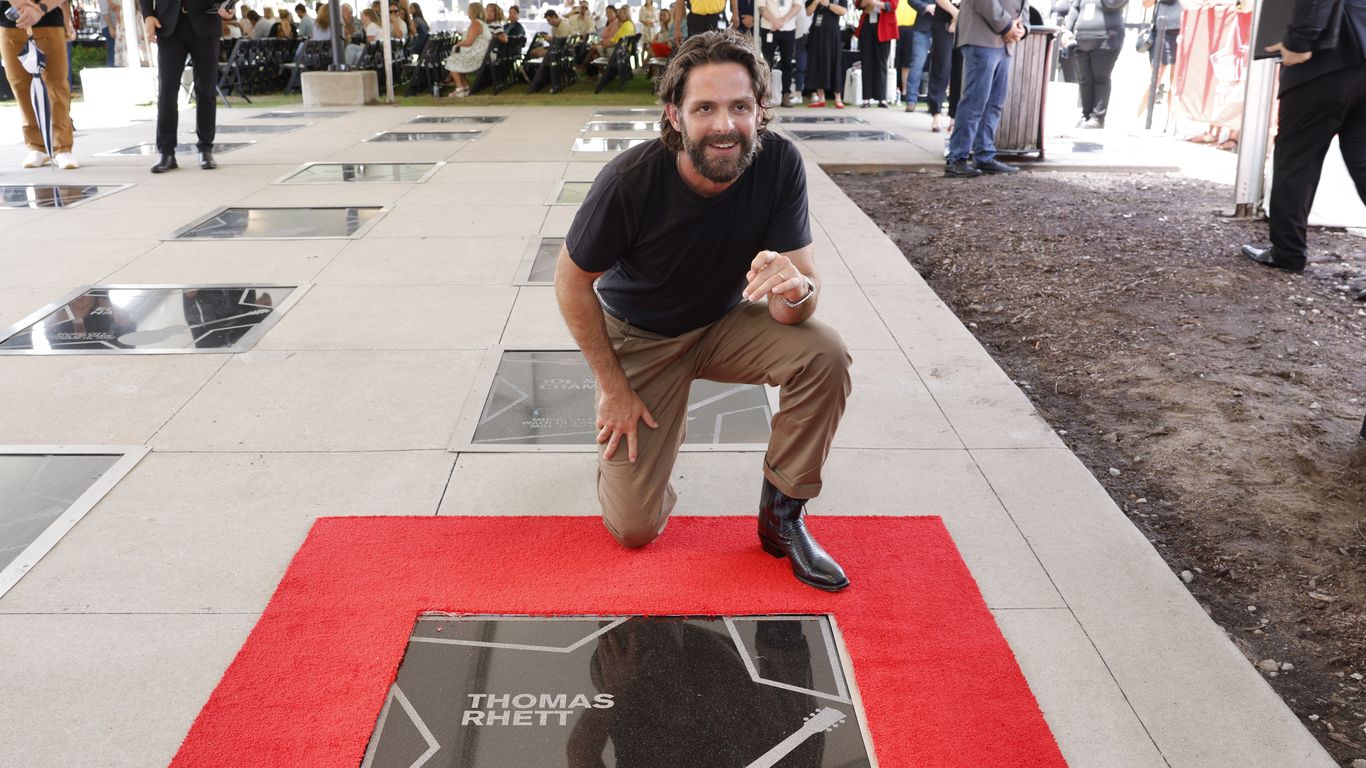 Thomas Rhett joins Nashville Walk of Fame