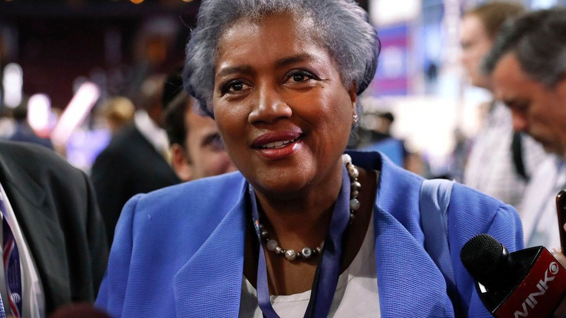 Donna Brazile considered replacing Hillary as nominee in 2016