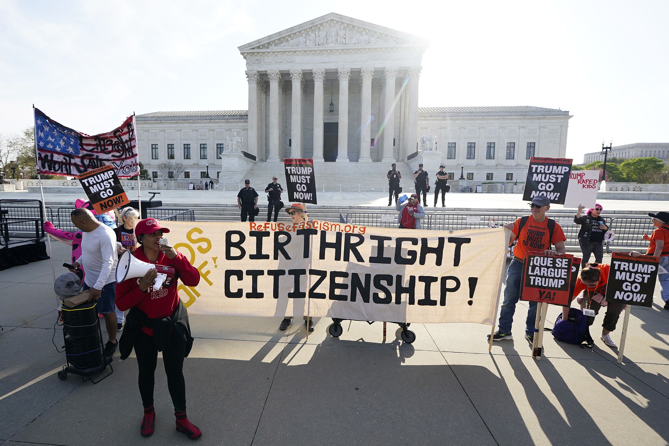 SCOTUS rejects Trump's birthright citizenship policy