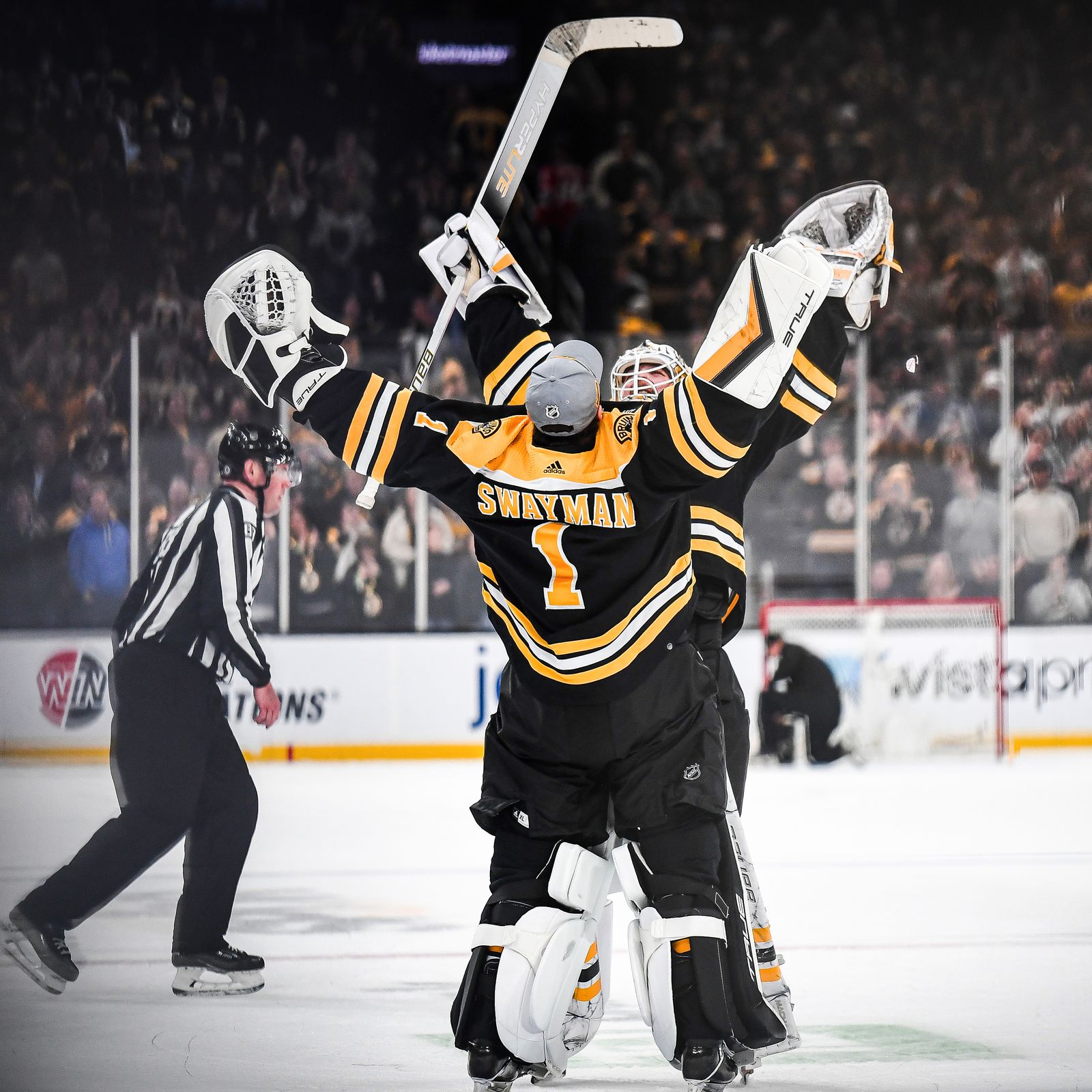 On this week's edition of Bruin's Wallpaper Wednesday : r/BostonBruins
