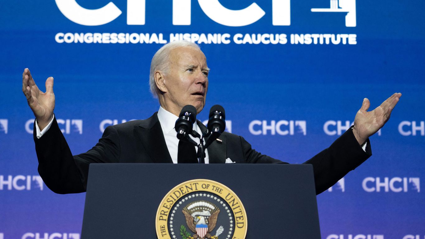 Senate Democrats split as Biden eyes strict border move