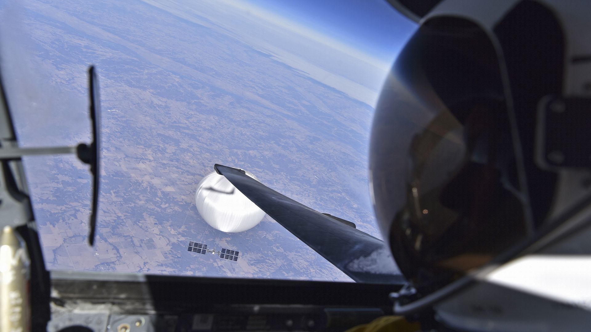 A U.S. Air Force U-2 pilot looks down at the suspected Chinese surveillance balloon on February 3, 2023 as it hovers over the Central Continental United States. 