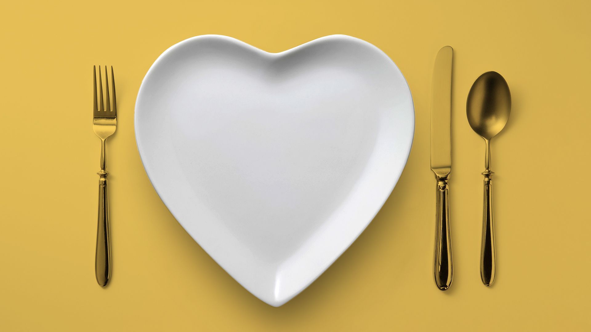 Illustration of a place setting with a heart-shaped plate