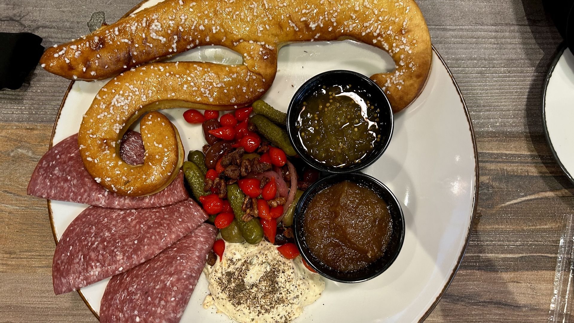 Yuengling Draft Haus & Kitchen's nosh plate for two.