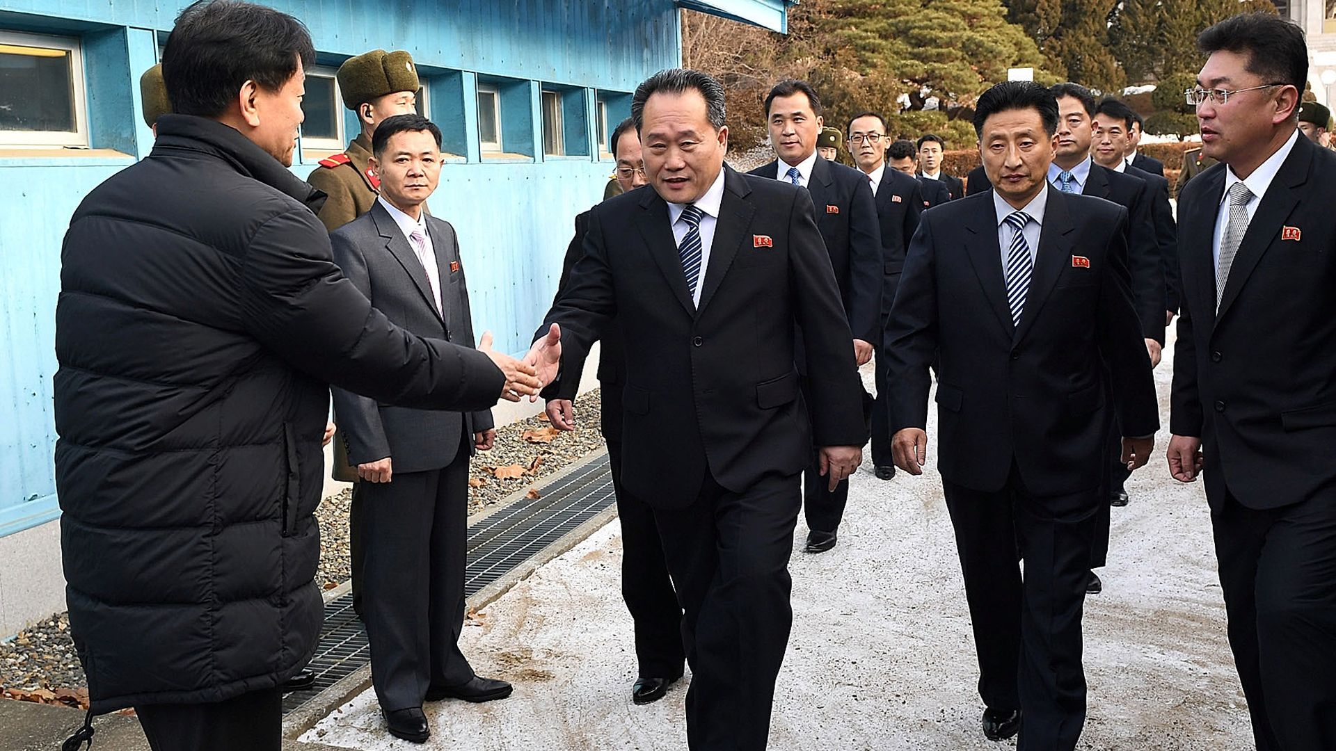 North and South Korea agree to hold talks on reducing military threat