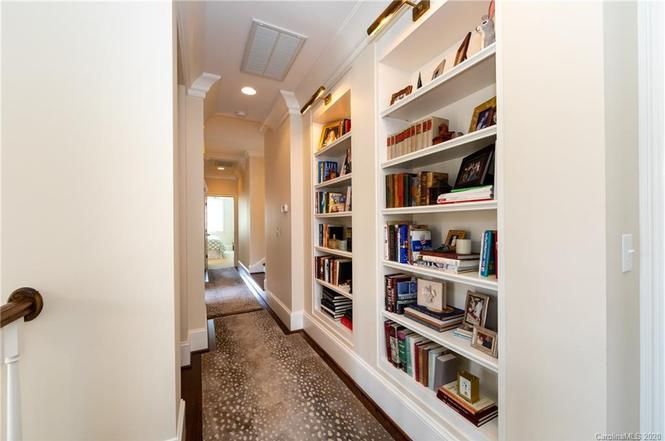 2519 Maybank Dr hallway