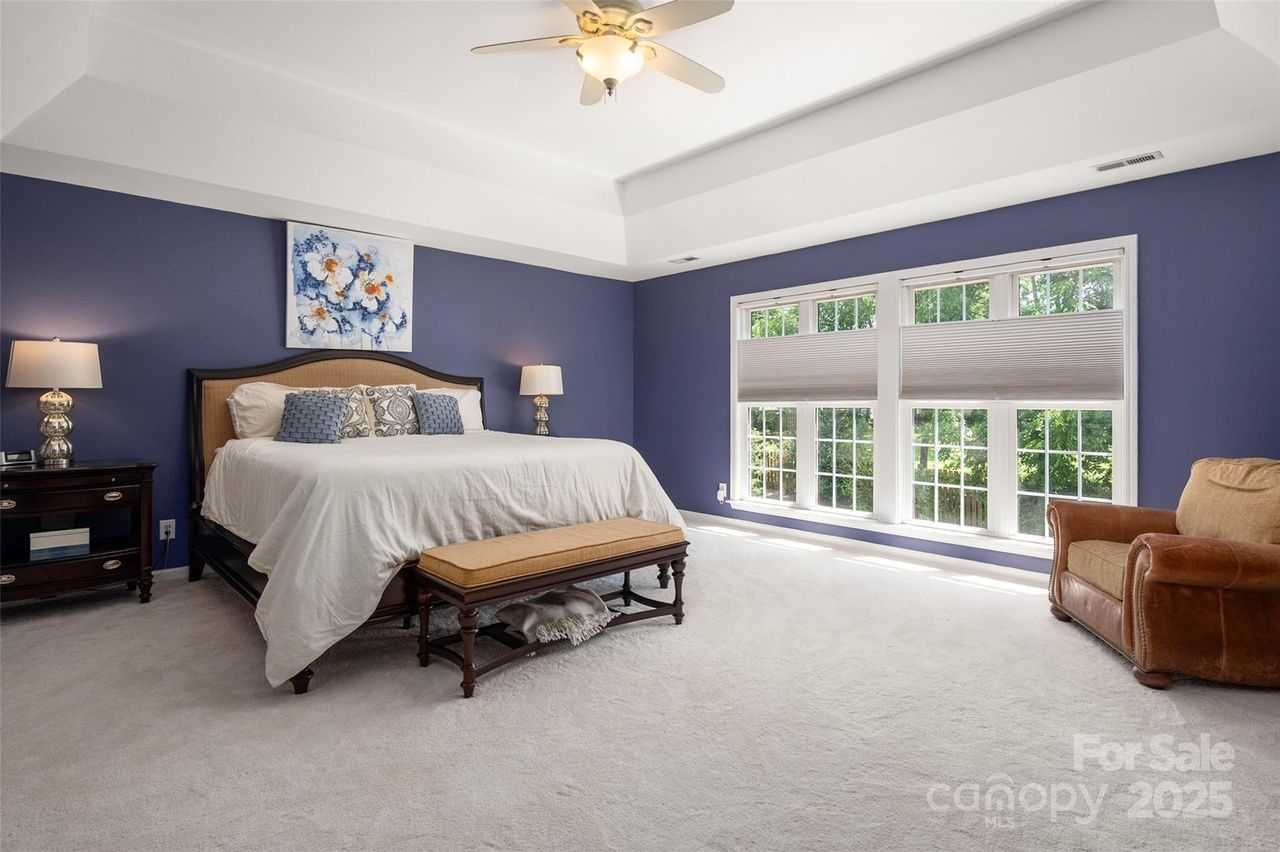 houses for sale with a pool in charlotte