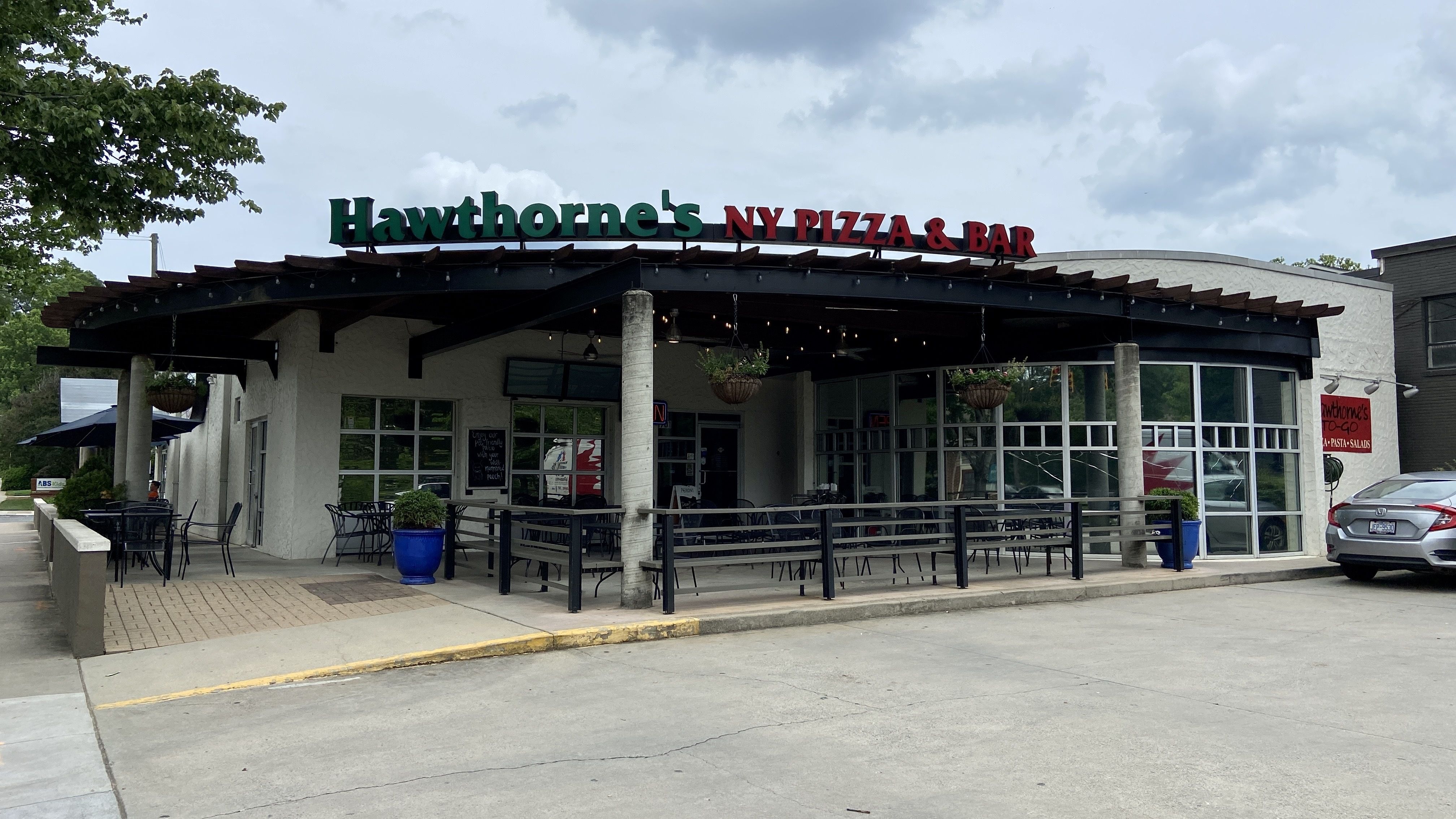Hawthorne's Pizza in Charlotte North Carolina