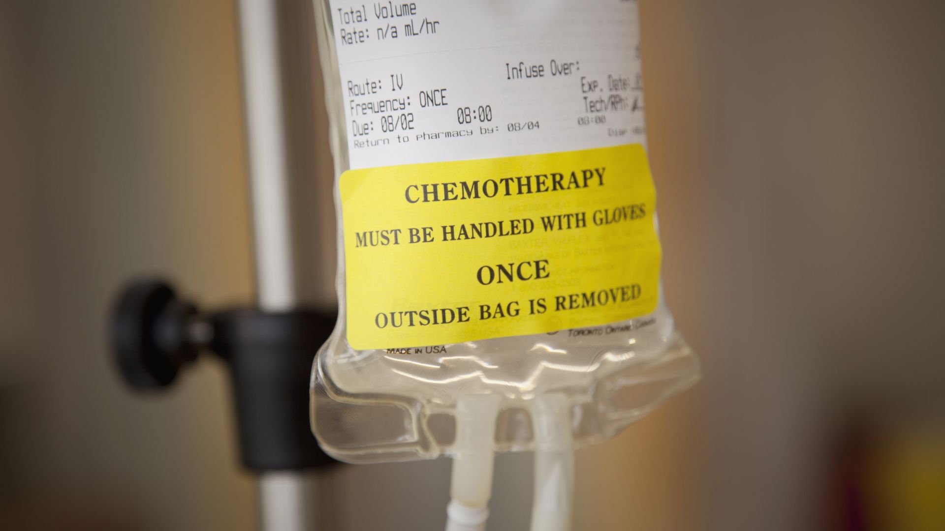 Cancer chemotherapy bag