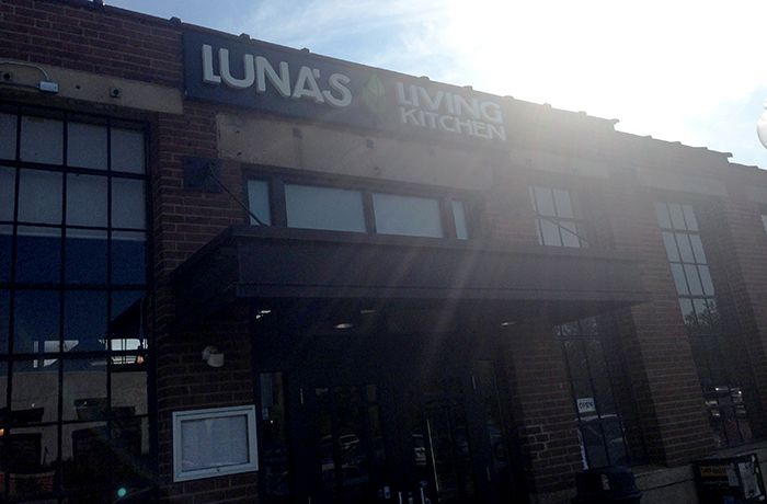 lunas-living-kitchen