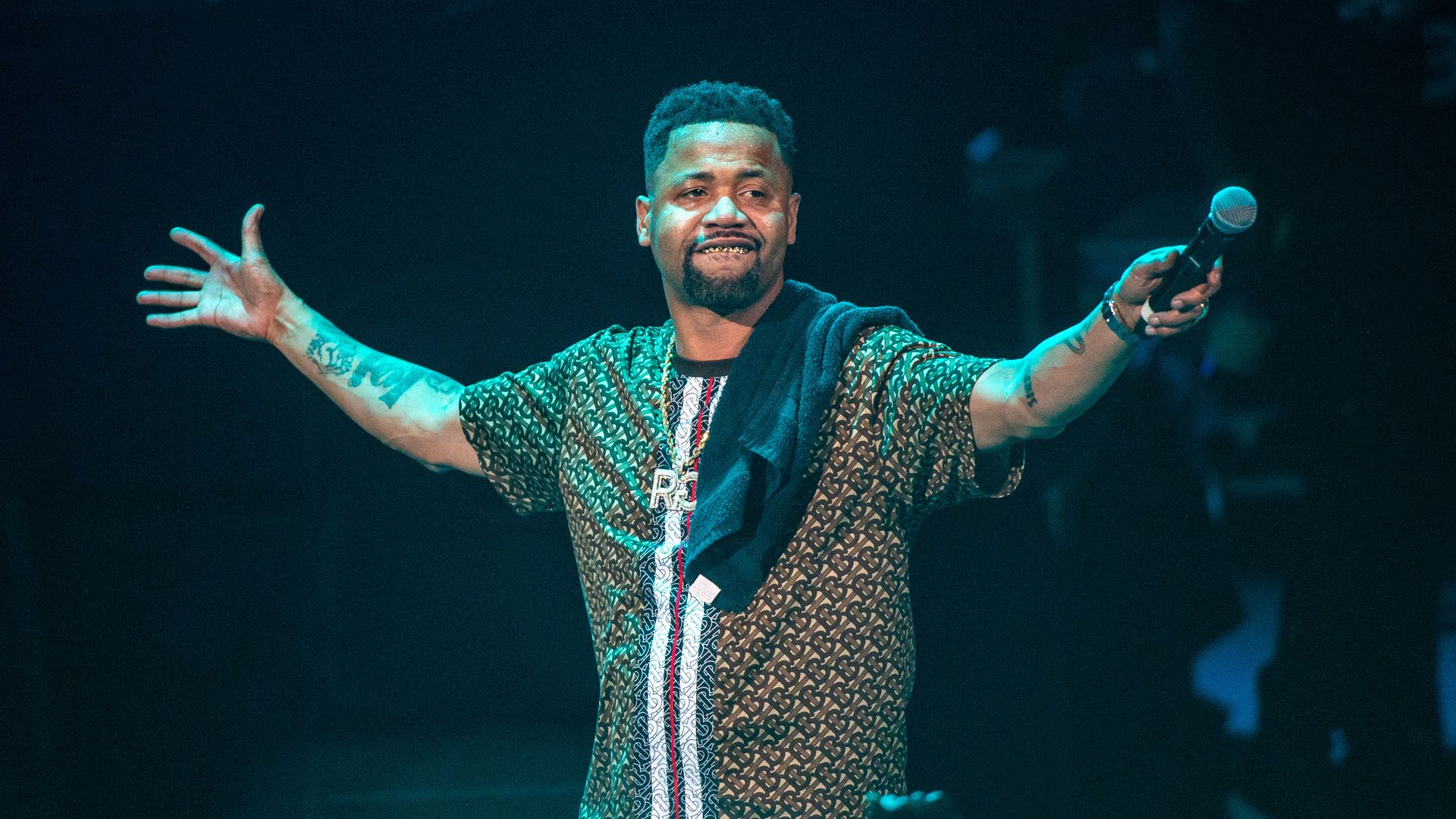 Rapper Juvenile on stage in Detroit
