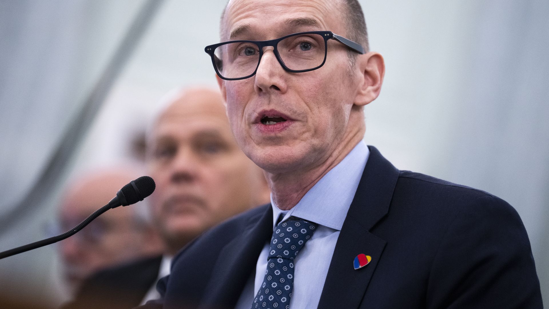 A Southwest Airlines executive testifies before Senate