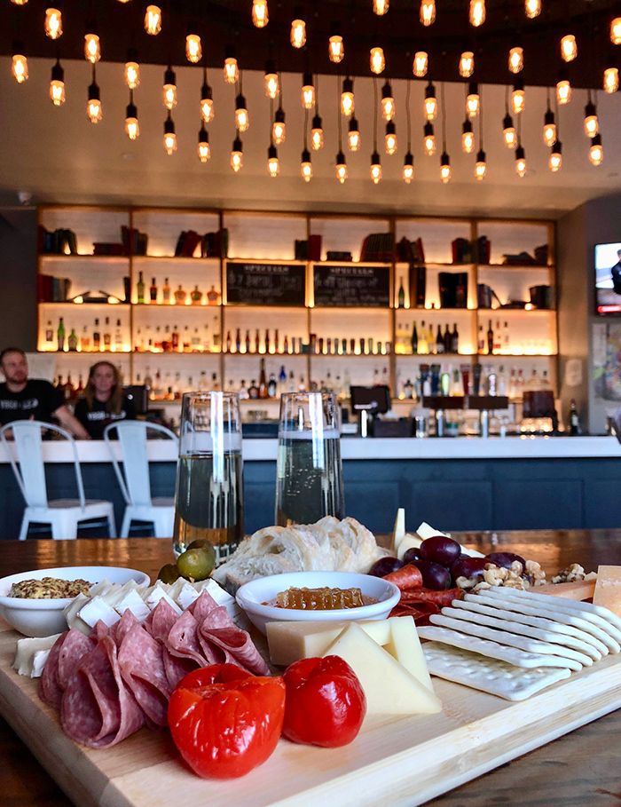 charcuterie-and-cheese-at-820-charlotte