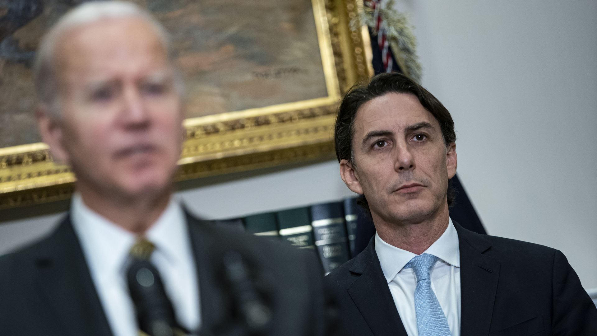 Senior Biden adviser Amos Hochstein and President Biden at the White House in October 2022. Photo: Al Drago/Bloomberg via Getty Images