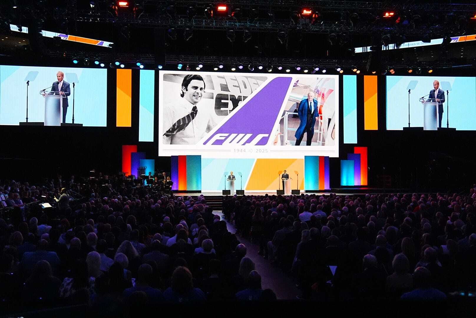 A service honoring Fedex founder Fred Smith.